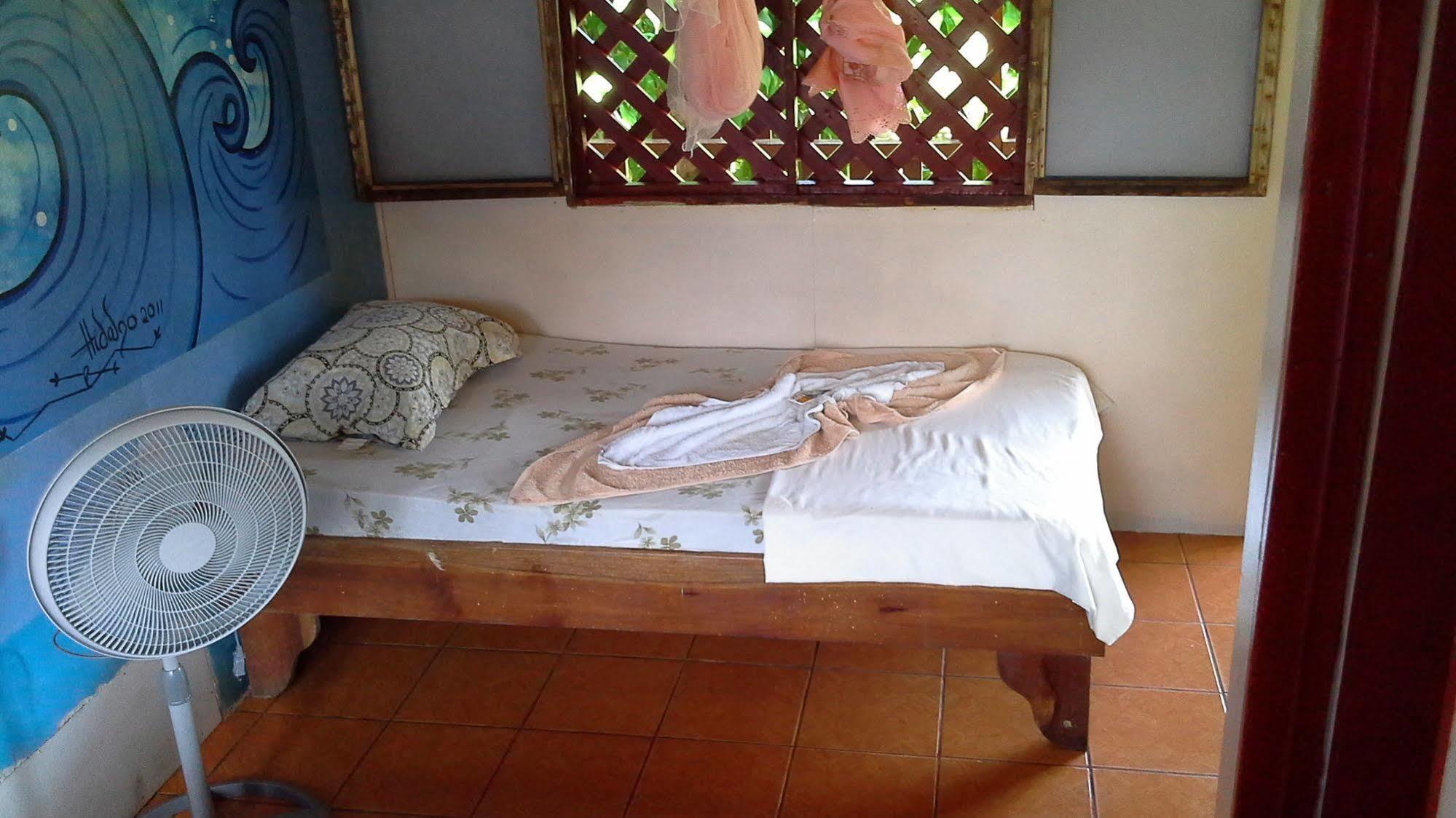 Cabinas Miss Miriam 1 Tortuguero Extérieur photo