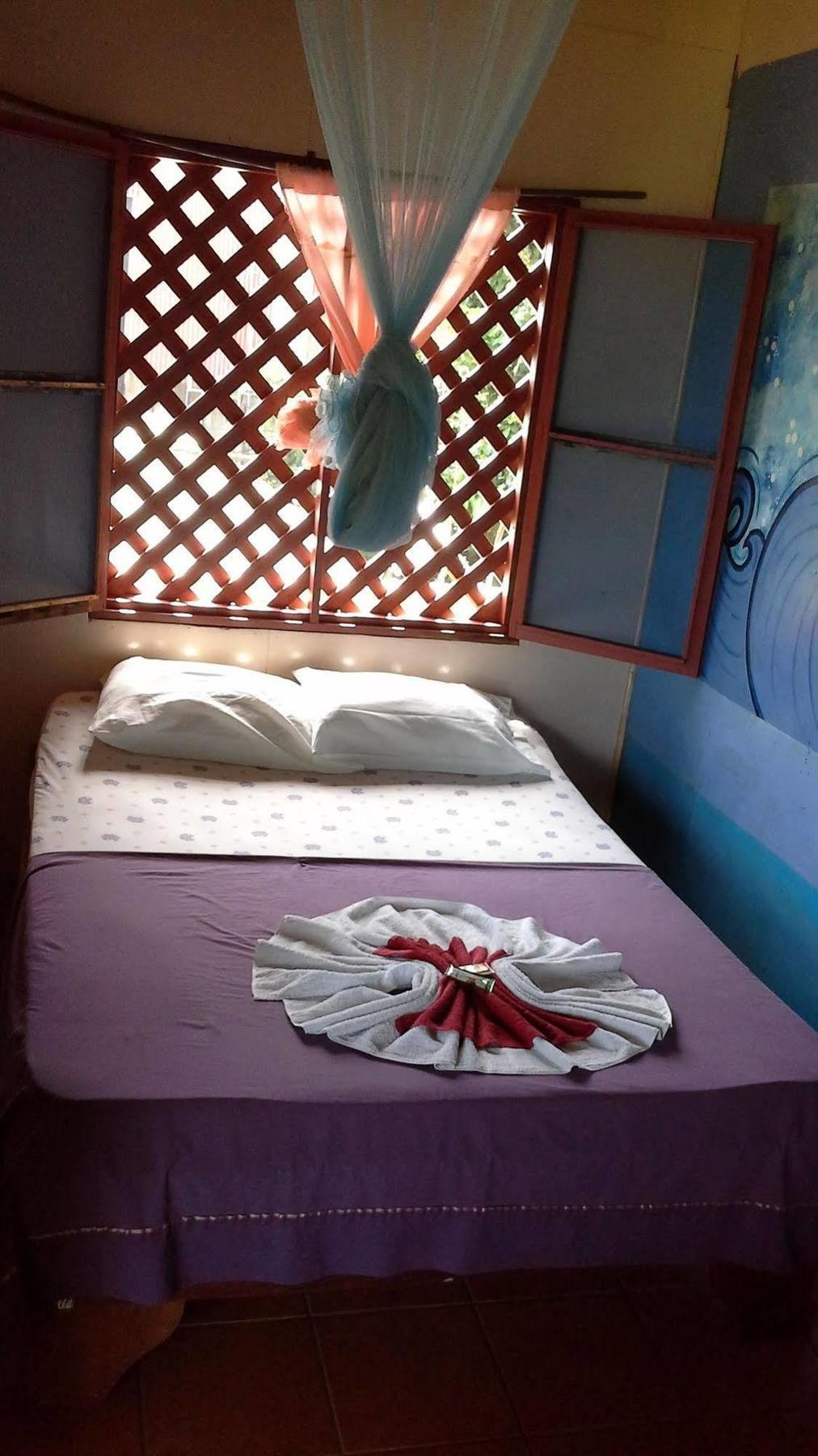Cabinas Miss Miriam 1 Tortuguero Extérieur photo