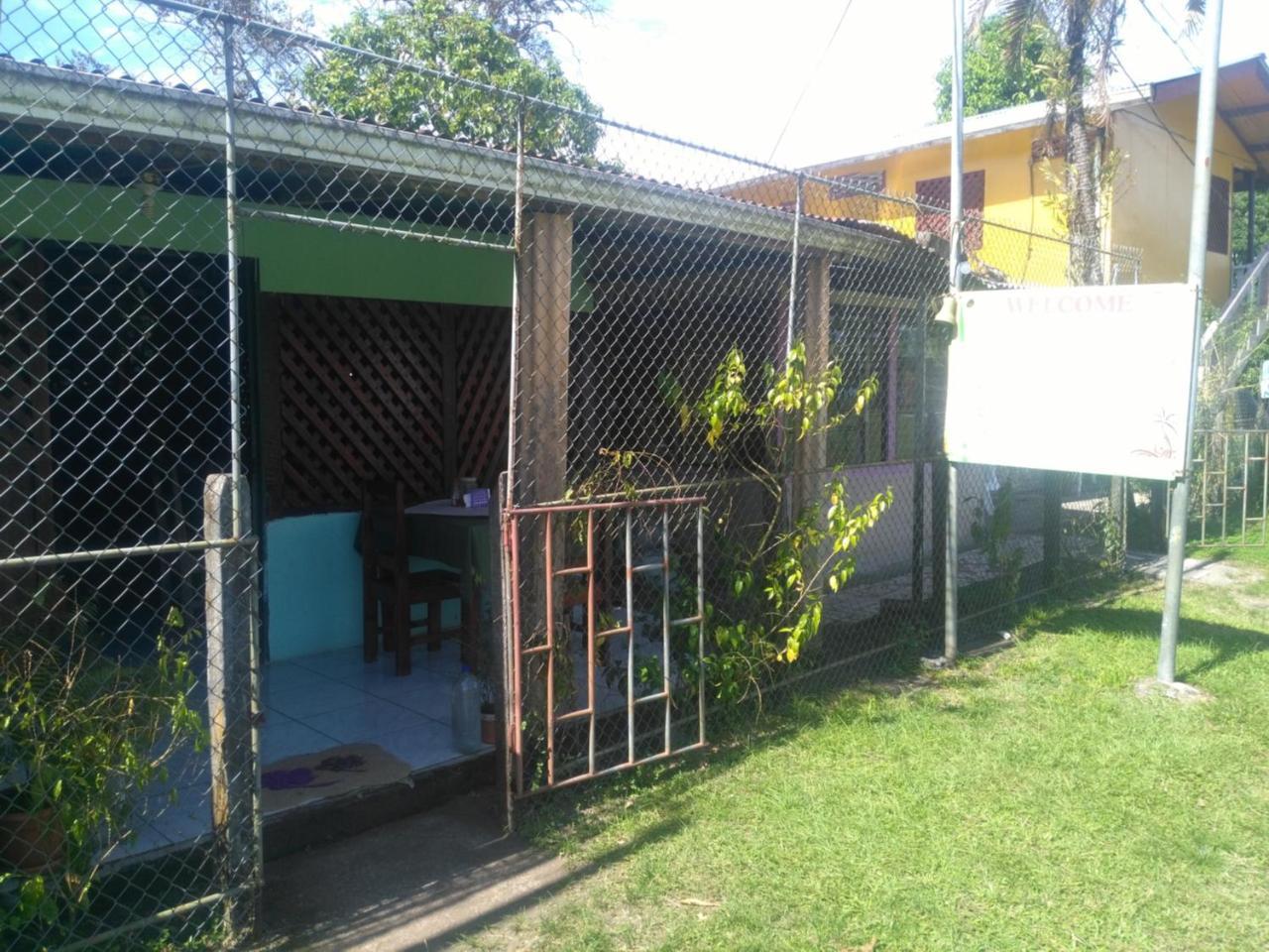 Cabinas Miss Miriam 1 Tortuguero Extérieur photo